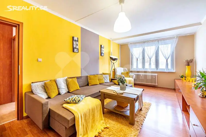 Prodej bytu 4+1 81 m², Okružní, Karlovy Vary - Stará Role