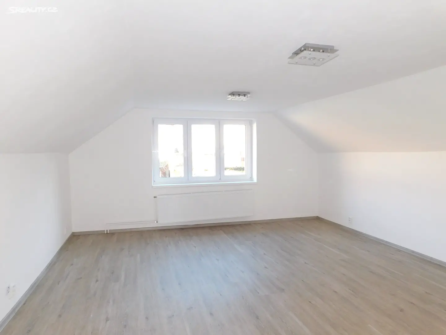 Prodej  rodinného domu 140 m², pozemek 735 m², Horní Kruty, okres Kolín