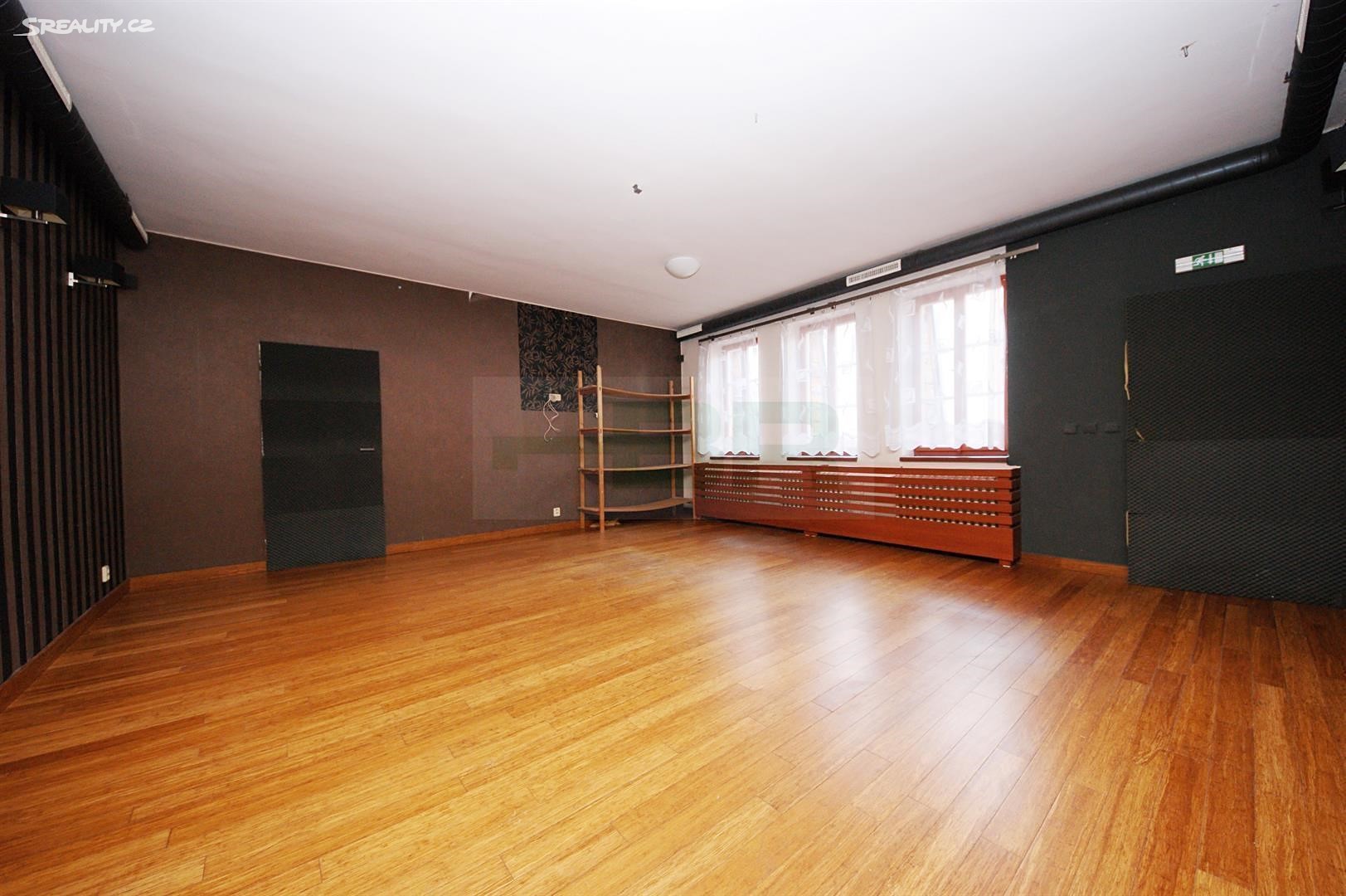 Prodej  rodinného domu 645 m², pozemek 370 m², Masarykova, Hluboká nad Vltavou