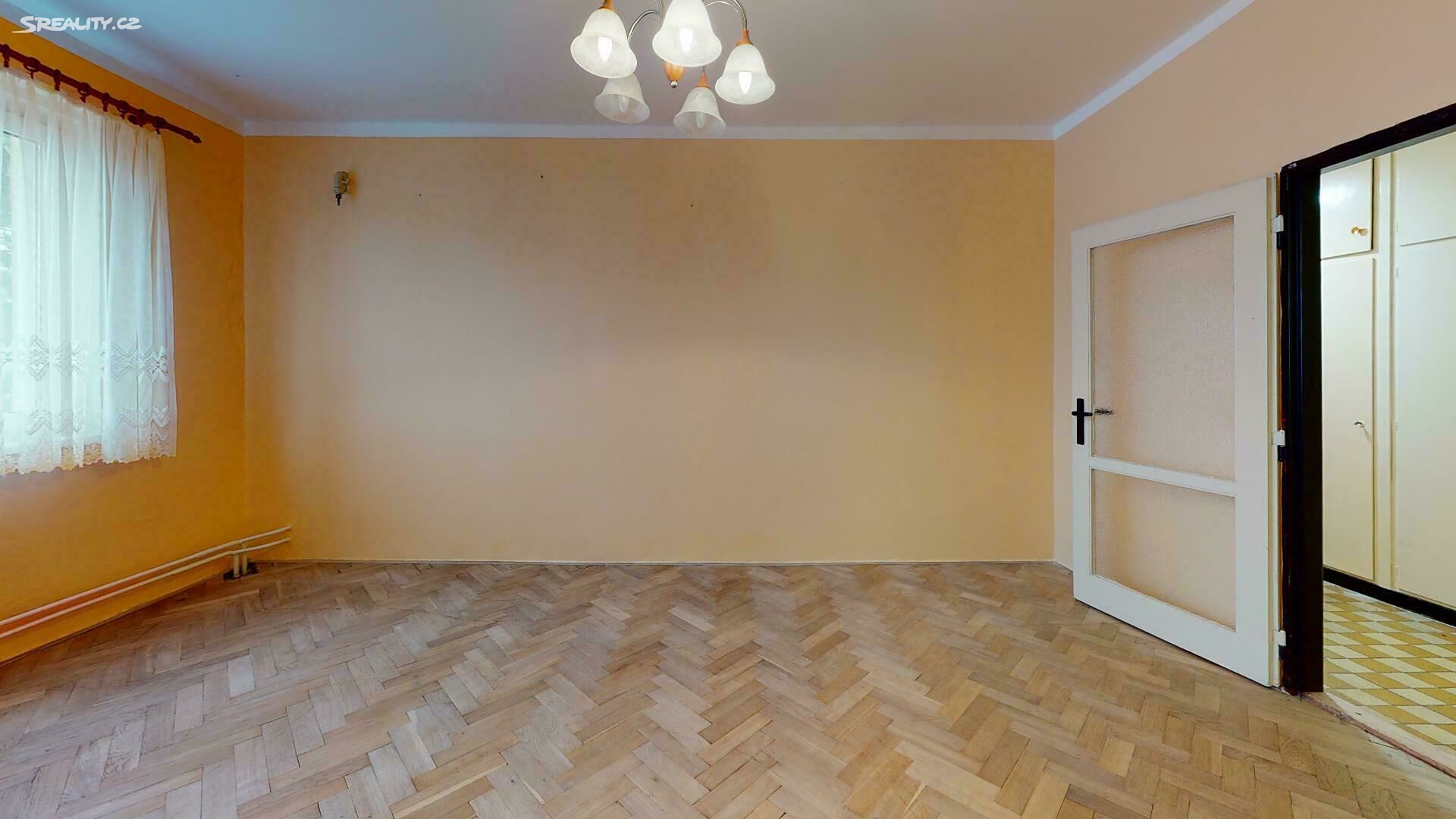 Prodej bytu 2+1 66 m², Karla Čapka, Sokolov
