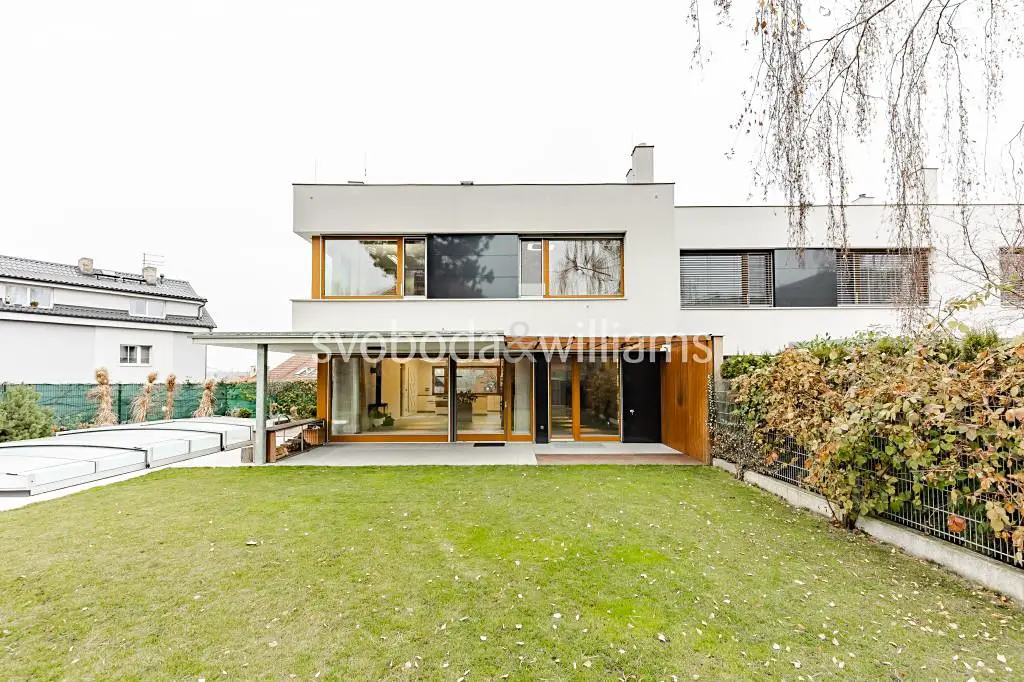 Prodej  rodinného domu 274 m², pozemek 359 m², Na Humnech, Praha 6 - Ruzyně