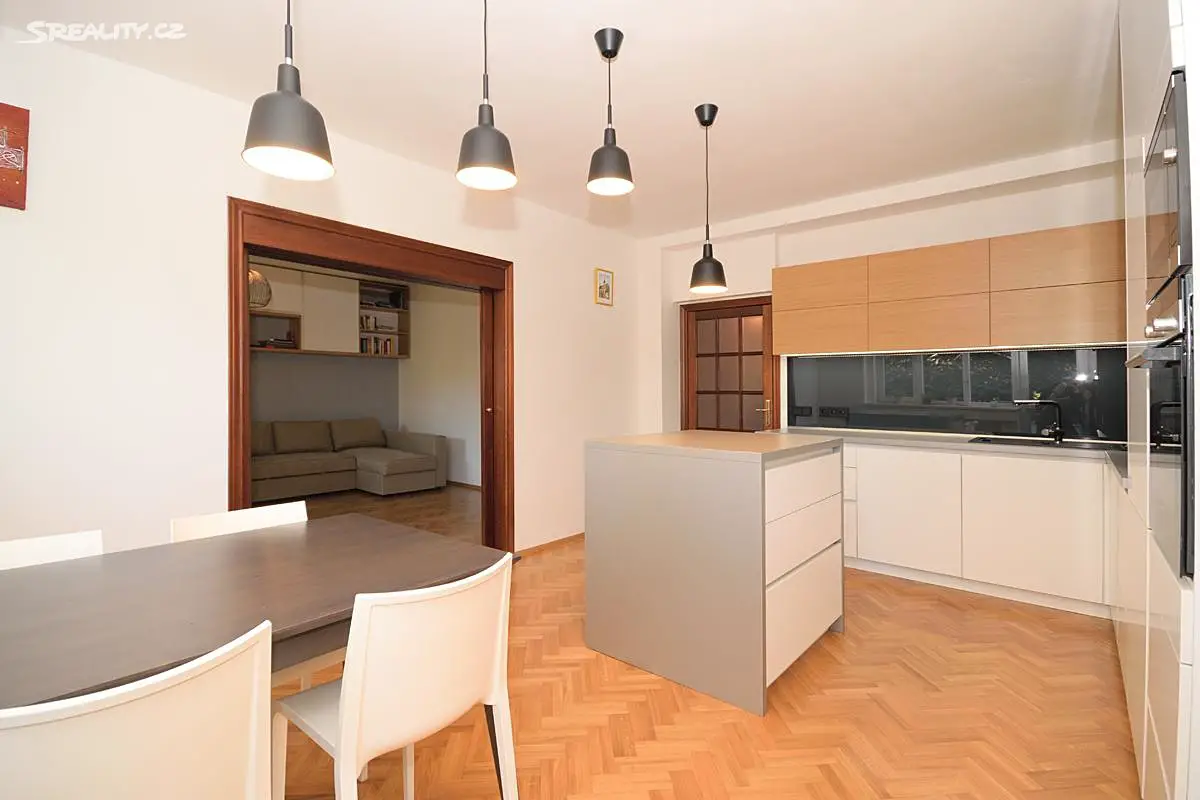 Pronájem bytu 3+1 102 m², Mydlářka, Praha 6 - Dejvice