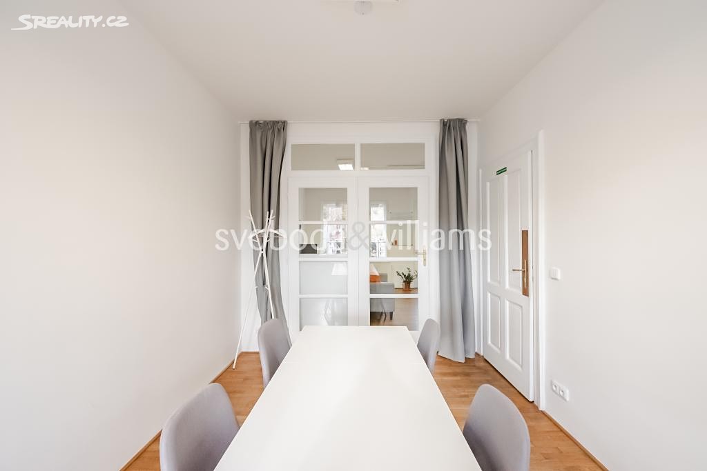Prodej  rodinného domu 140 m², pozemek 843 m², Jeremenkova, Praha 4 - Podolí