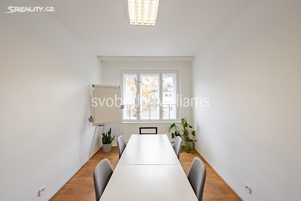 Prodej  rodinného domu 140 m², pozemek 843 m², Jeremenkova, Praha 4 - Podolí
