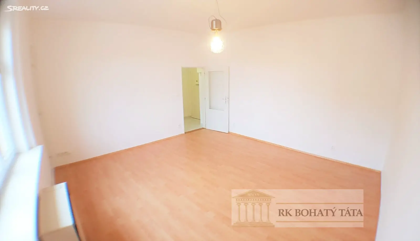 Pronájem bytu 1+kk 32 m², U Harfy, Praha 9 - Vysočany