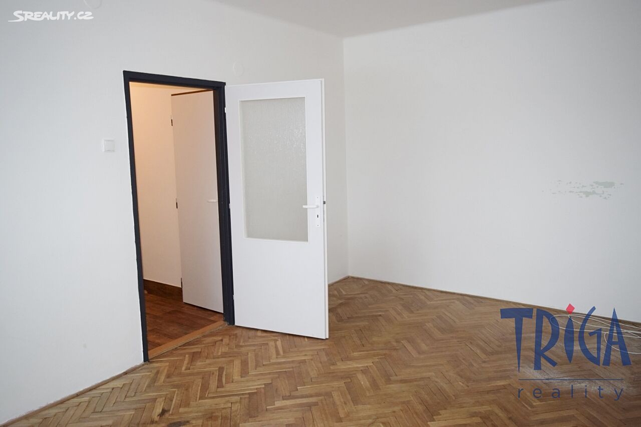 Pronájem bytu 2+1 58 m², náměstí Jiřího z Poděbrad, Hořice