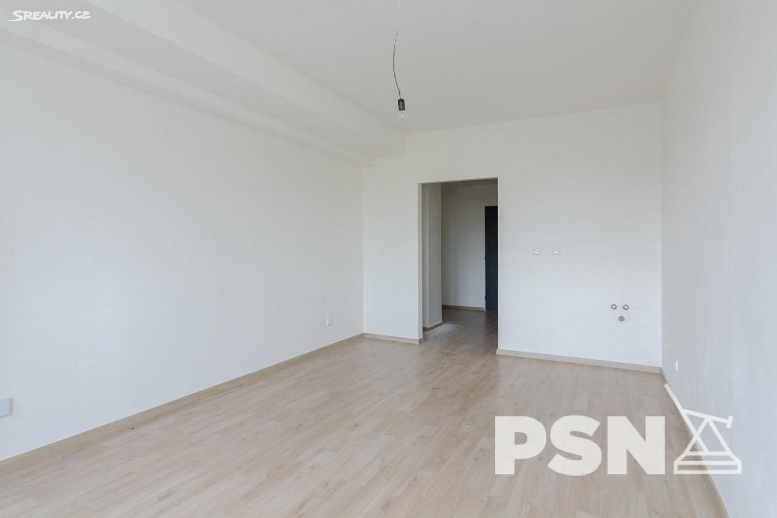 Prodej bytu 1+kk 28 m², Peroutkova, Praha 5 - Jinonice