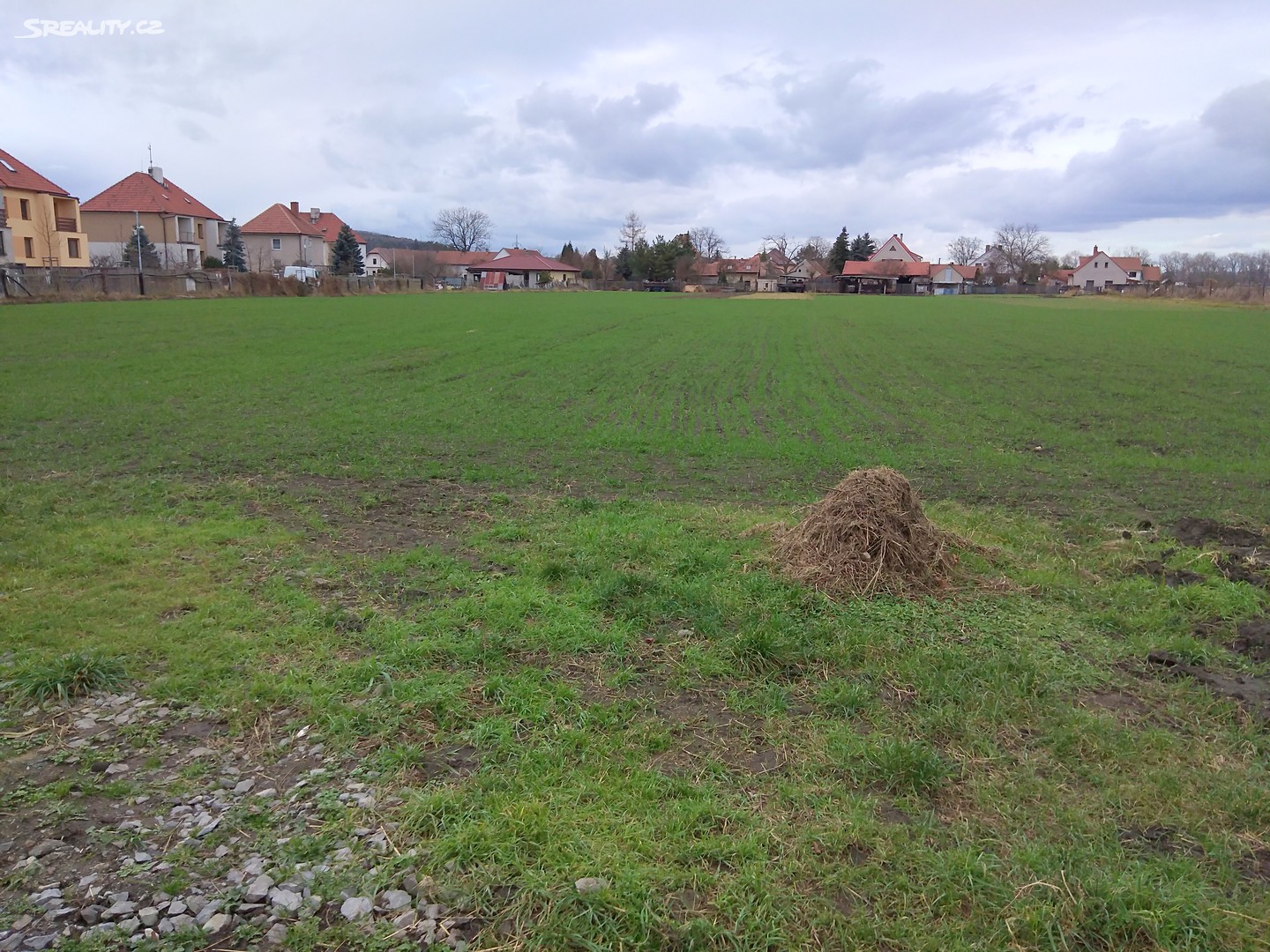 Prodej  stavebního pozemku 1 100 m², Malý Újezd - Vavřineč, okres Mělník