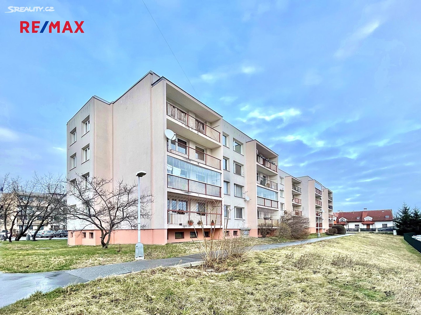 Prodej bytu 3+1 71 m², Zacharská, Praha 9 - Kyje