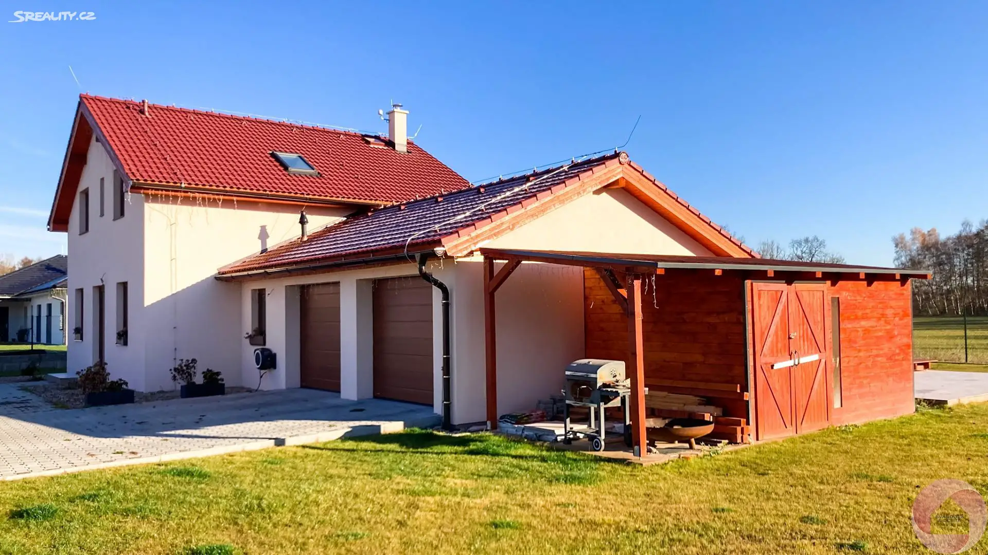 Prodej  rodinného domu 202 m², pozemek 1 009 m², Černá u Bohdanče, okres Pardubice