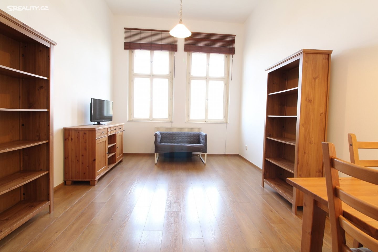 Pronájem bytu 1+1 40 m², Radlická, Praha 5 - Smíchov