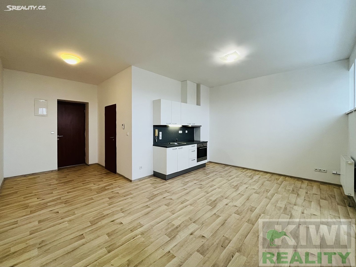 Pronájem bytu 1+kk 33 m², Popská, Opava - Město