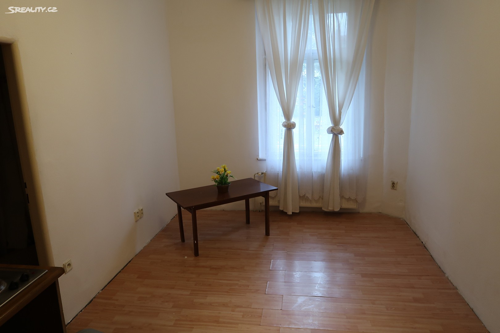 Pronájem bytu 1+kk 20 m², V Nových Vokovicích, Praha - Vokovice