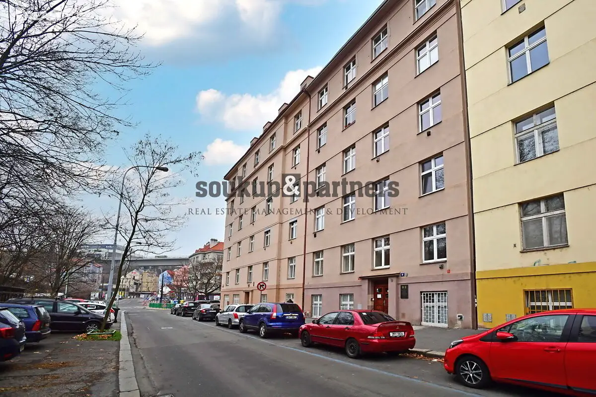 Pronájem bytu 2+1 51 m², Na Folimance, Praha 2 - Vinohrady