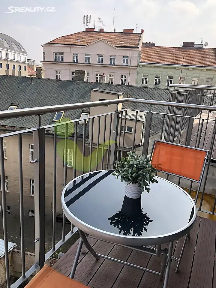 Pronájem bytu 2+kk 60 m², Opletalova, Brno - Brno-město