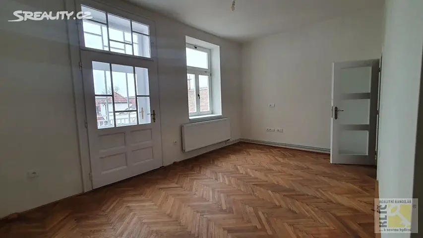 Pronájem bytu 2+kk 83 m², Velké náměstí, Kroměříž