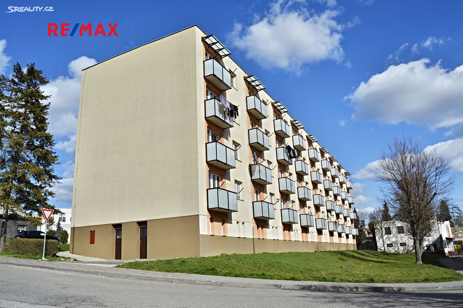 Pronájem bytu 3+1 64 m², Riegrova, Hořice