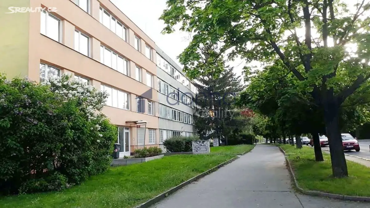 Pronájem bytu 3+1 68 m², Milevská, Praha 4 - Podolí