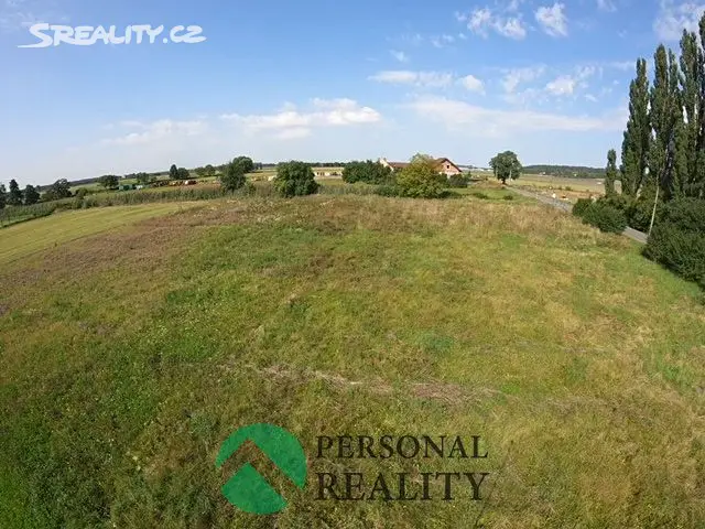 Prodej  stavebního pozemku 1 070 m², Nedomice, okres Mělník