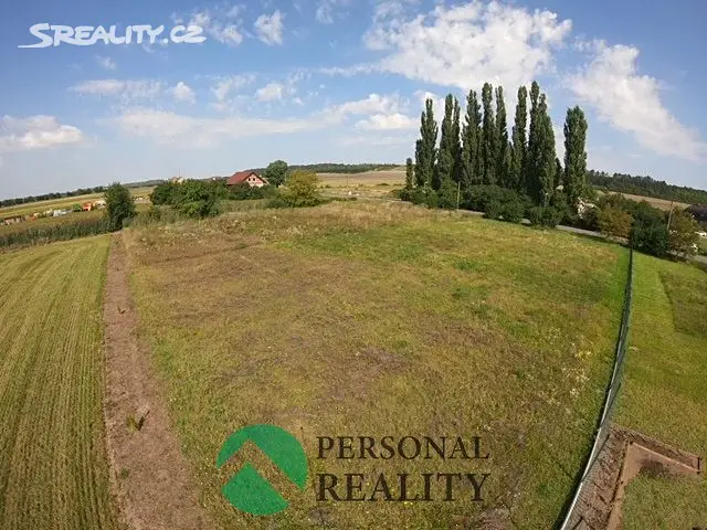 Prodej  stavebního pozemku 1 070 m², Nedomice, okres Mělník