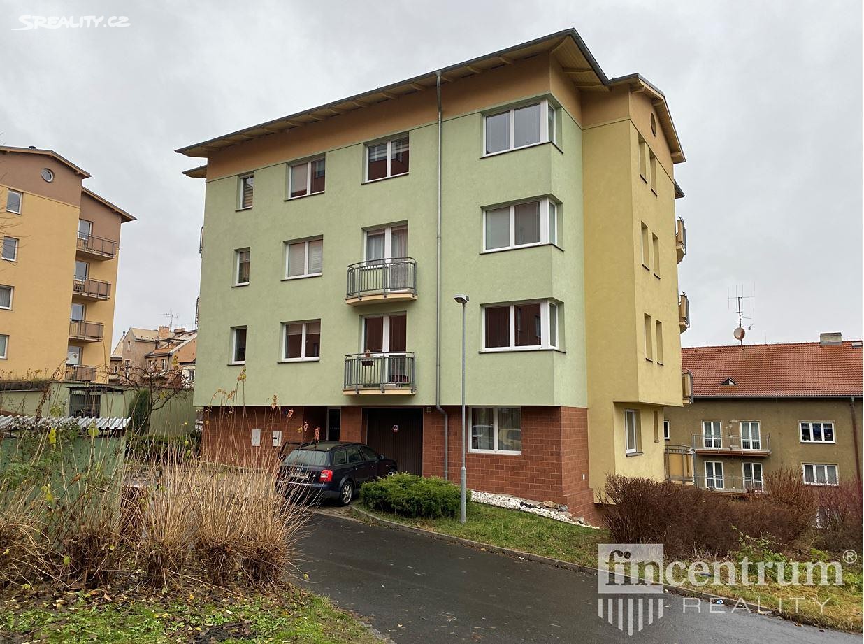 Pronájem bytu 2+kk 58 m², Zbrojnická, Karlovy Vary - Drahovice
