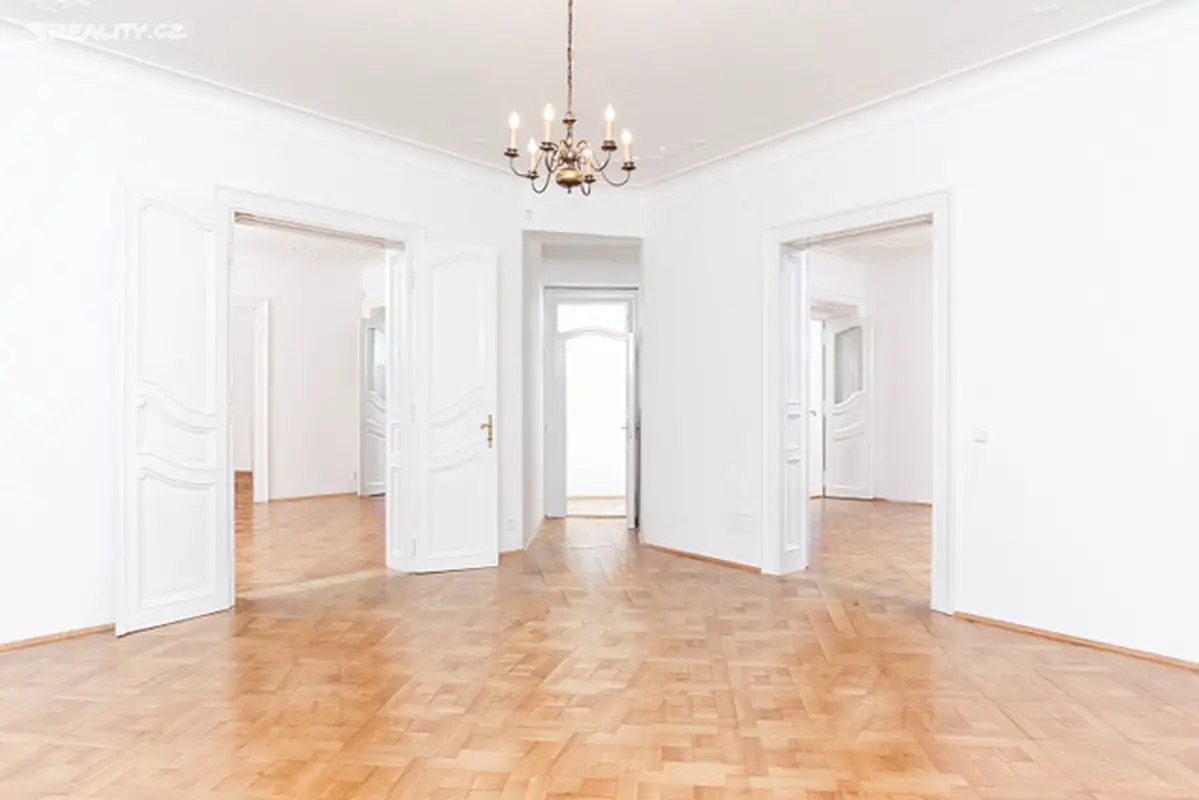 Pronájem bytu 5+1 198 m², Martinská, Praha 1 - Staré Město