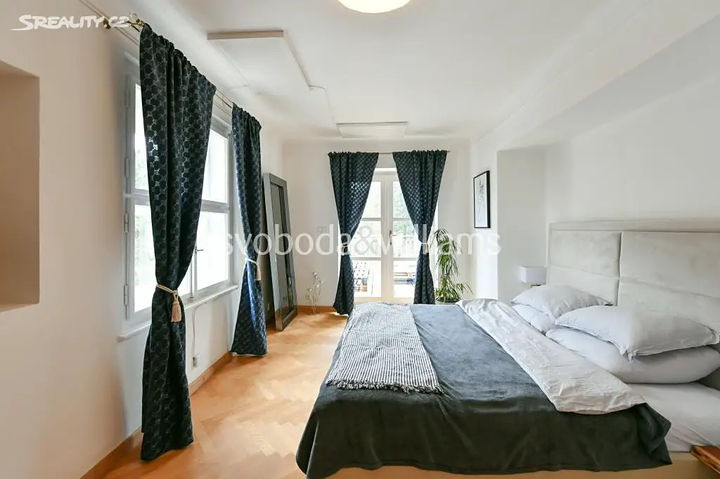 Prodej bytu 5+1 284 m², V Šáreckém údolí, Praha 6 - Dejvice