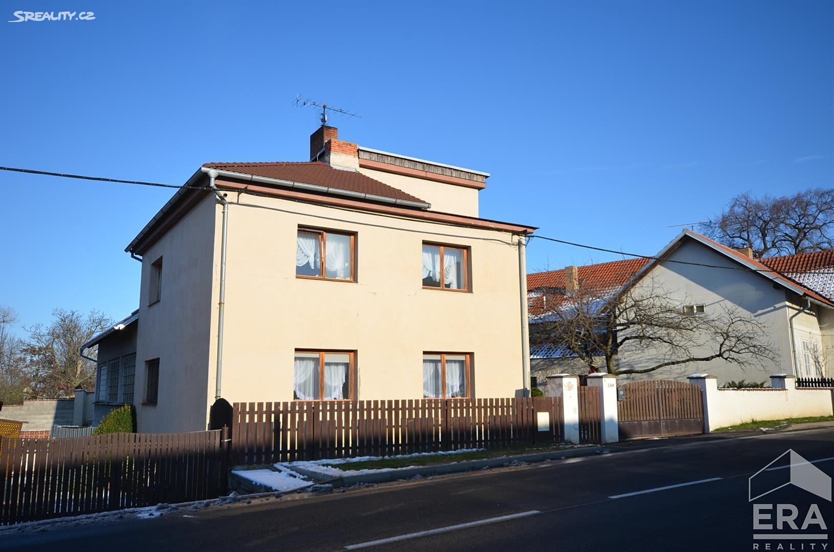 Prodej  rodinného domu 250 m², pozemek 971 m², Bečváry, okres Kolín