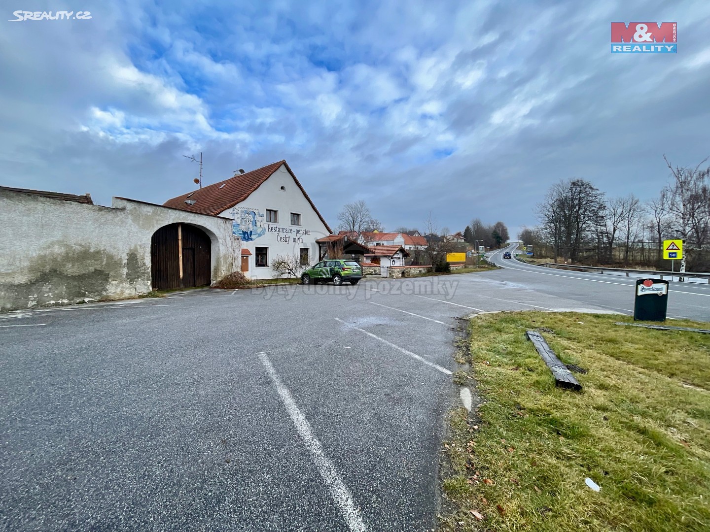 Prodej  rodinného domu 600 m², pozemek 605 m², Kamenný Újezd - Kosov, okres České Budějovice