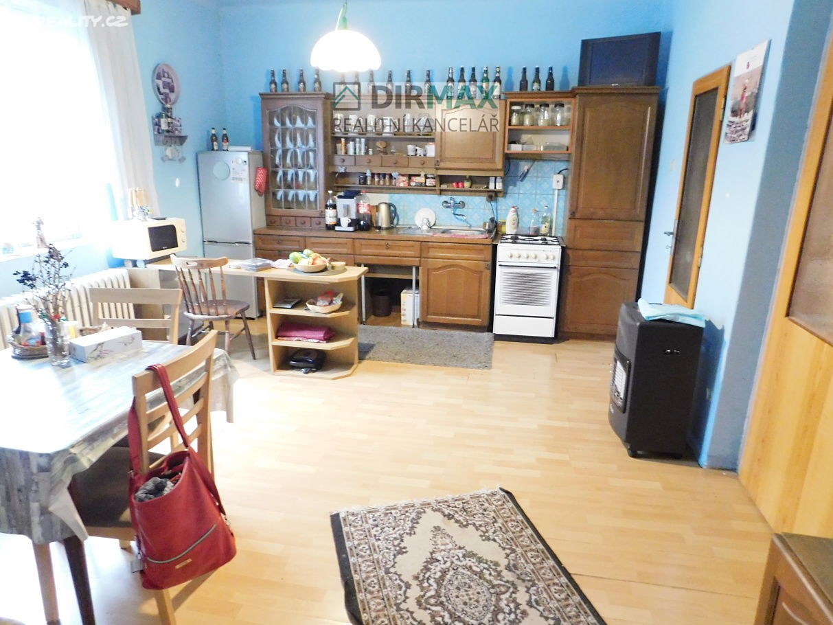 Prodej  rodinného domu 390 m², pozemek 1 077 m², Habrmanova, Šťáhlavy