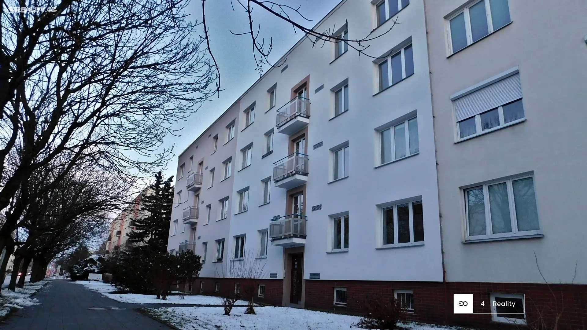 Pronájem bytu 3+1 74 m², třída SNP, Hradec Králové - Slezské Předměstí