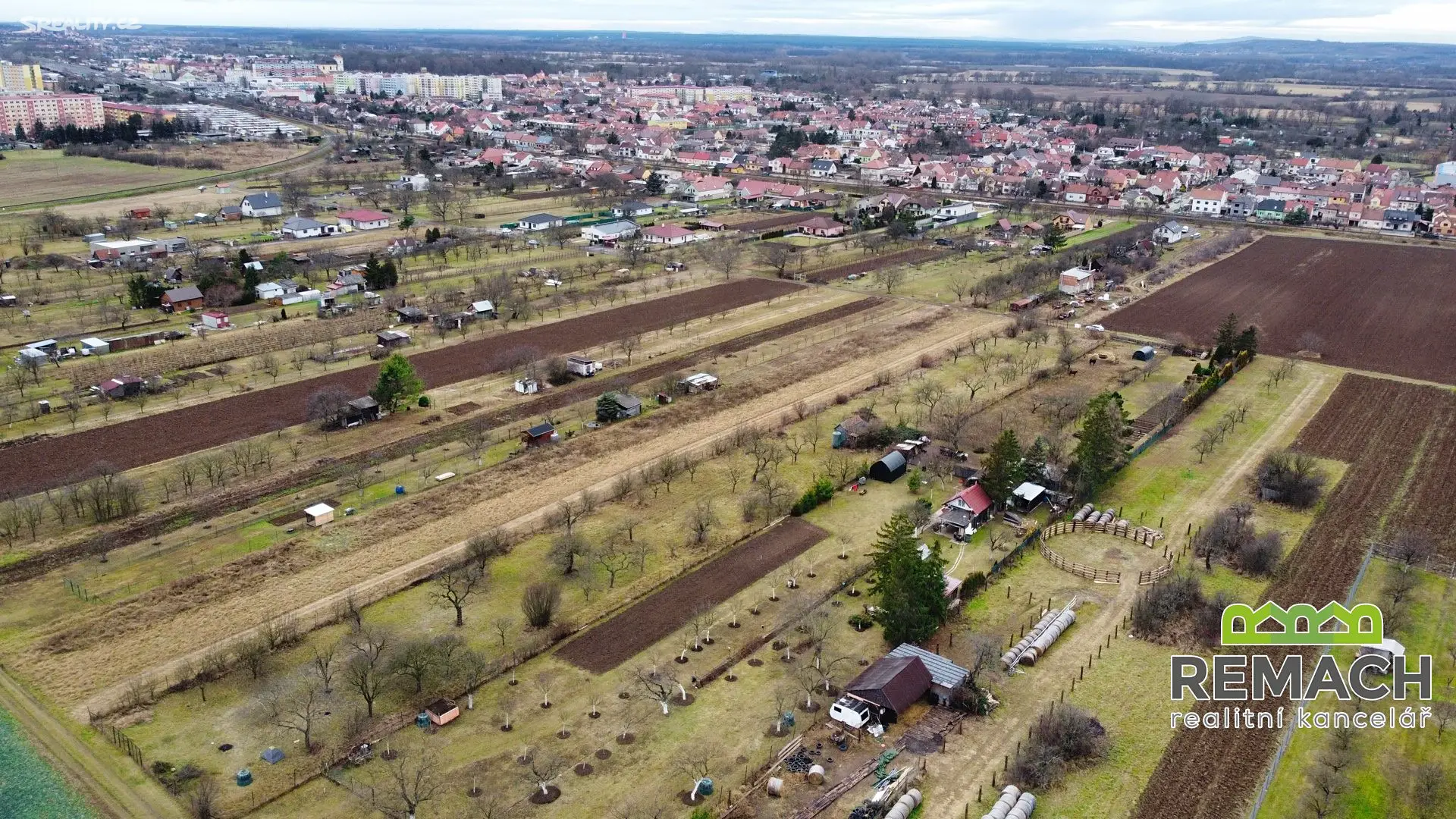 Prodej  stavebního pozemku 1 154 m², Veselí nad Moravou, okres Hodonín