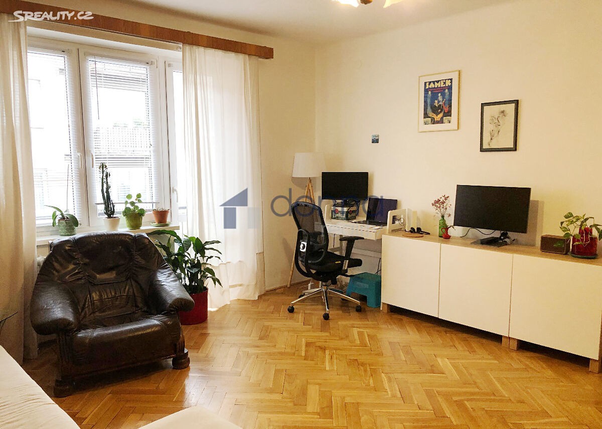 Pronájem bytu 2+1 63 m², náměstí Svatopluka Čecha, Praha 10 - Vršovice
