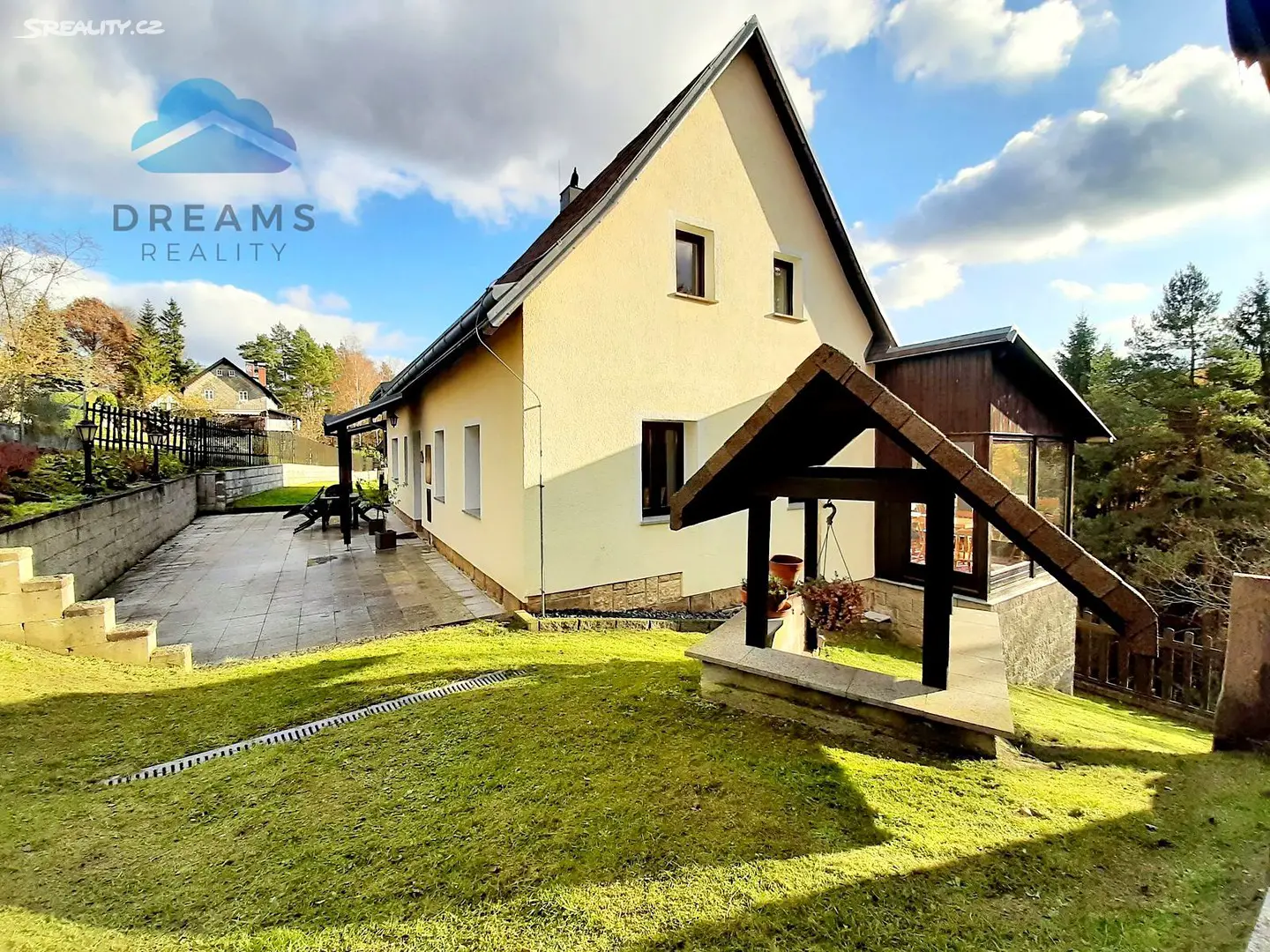 Prodej  rodinného domu 220 m², pozemek 4 298 m², Hřensko - Mezná, okres Děčín