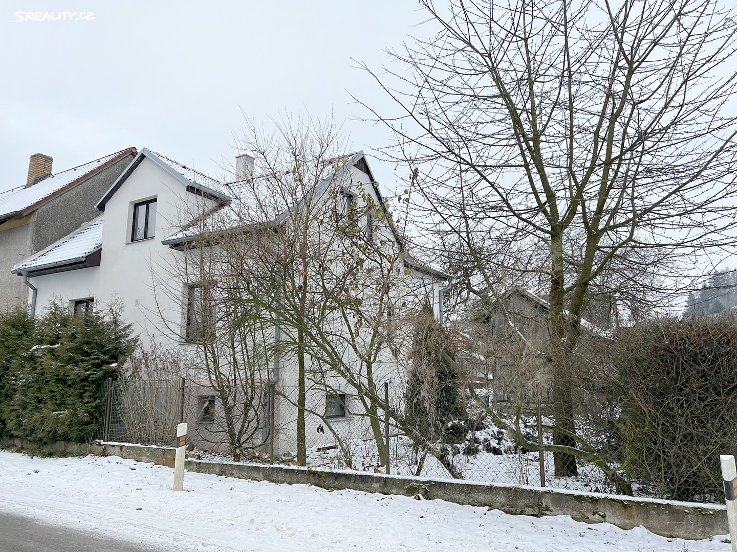 Prodej  rodinného domu 200 m², pozemek 691 m², Střezimíř, okres Benešov