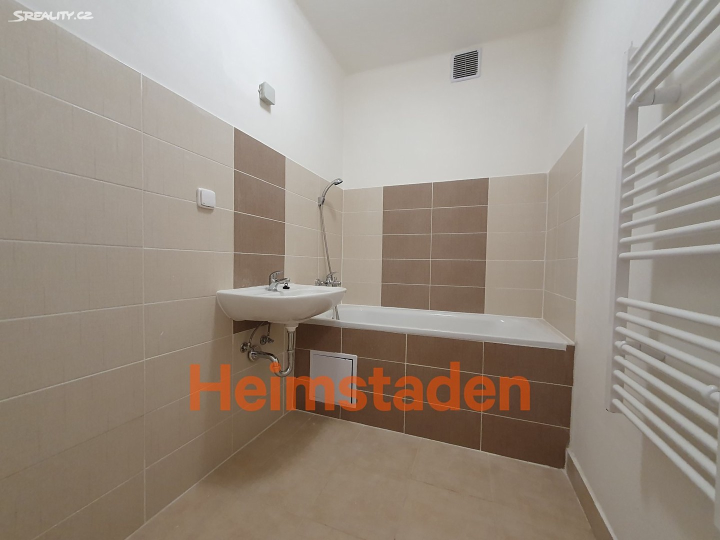 Pronájem bytu 2+1 54 m², Hlavní třída, Havířov - Město