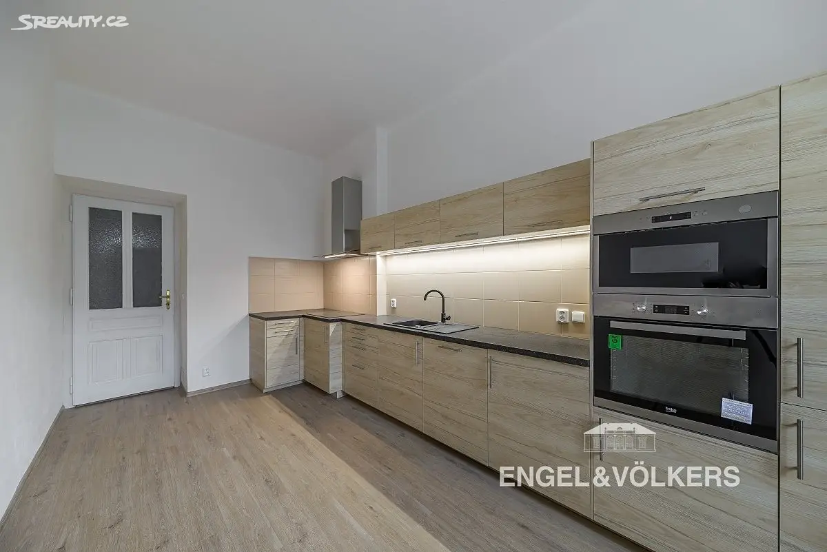 Pronájem bytu 3+1 115 m², Ostrovského, Praha 5 - Smíchov