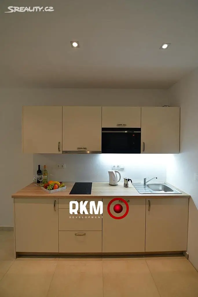 Prodej bytu 3+kk 79 m² (Mezonet), Hlohovec, okres Břeclav
