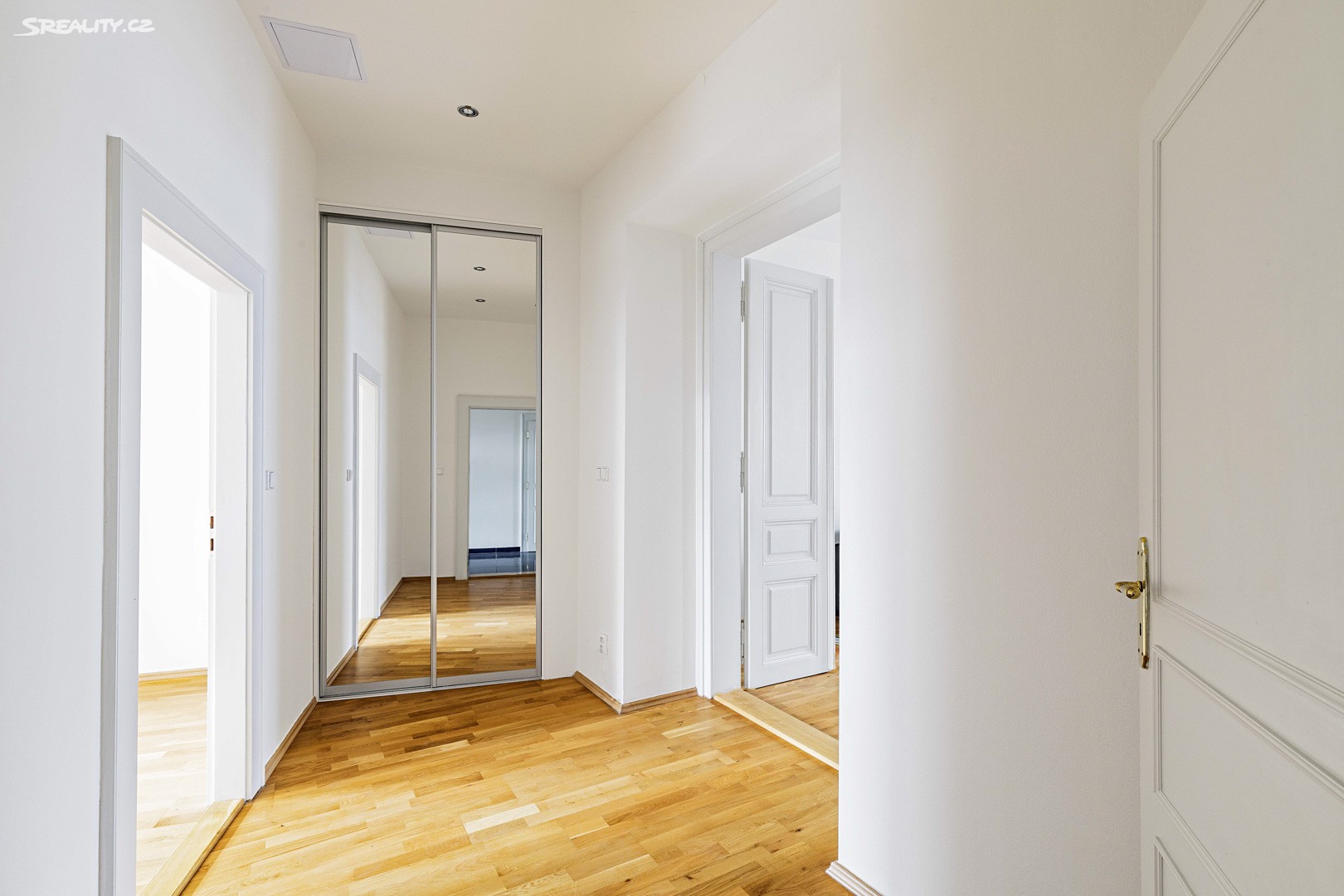 Pronájem bytu 3+1 125 m², Na Poříčí, Praha 1 - Nové Město