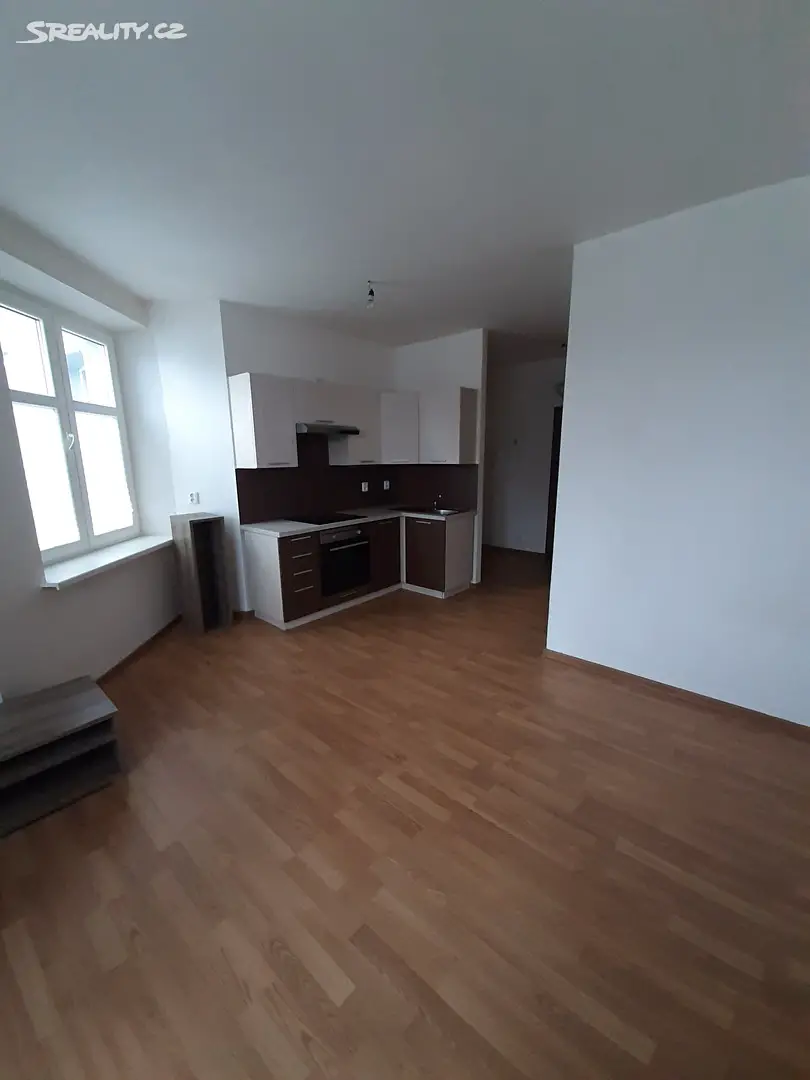 Pronájem bytu 1+kk 23 m², 5. května, Liberec - Liberec I-Staré Město