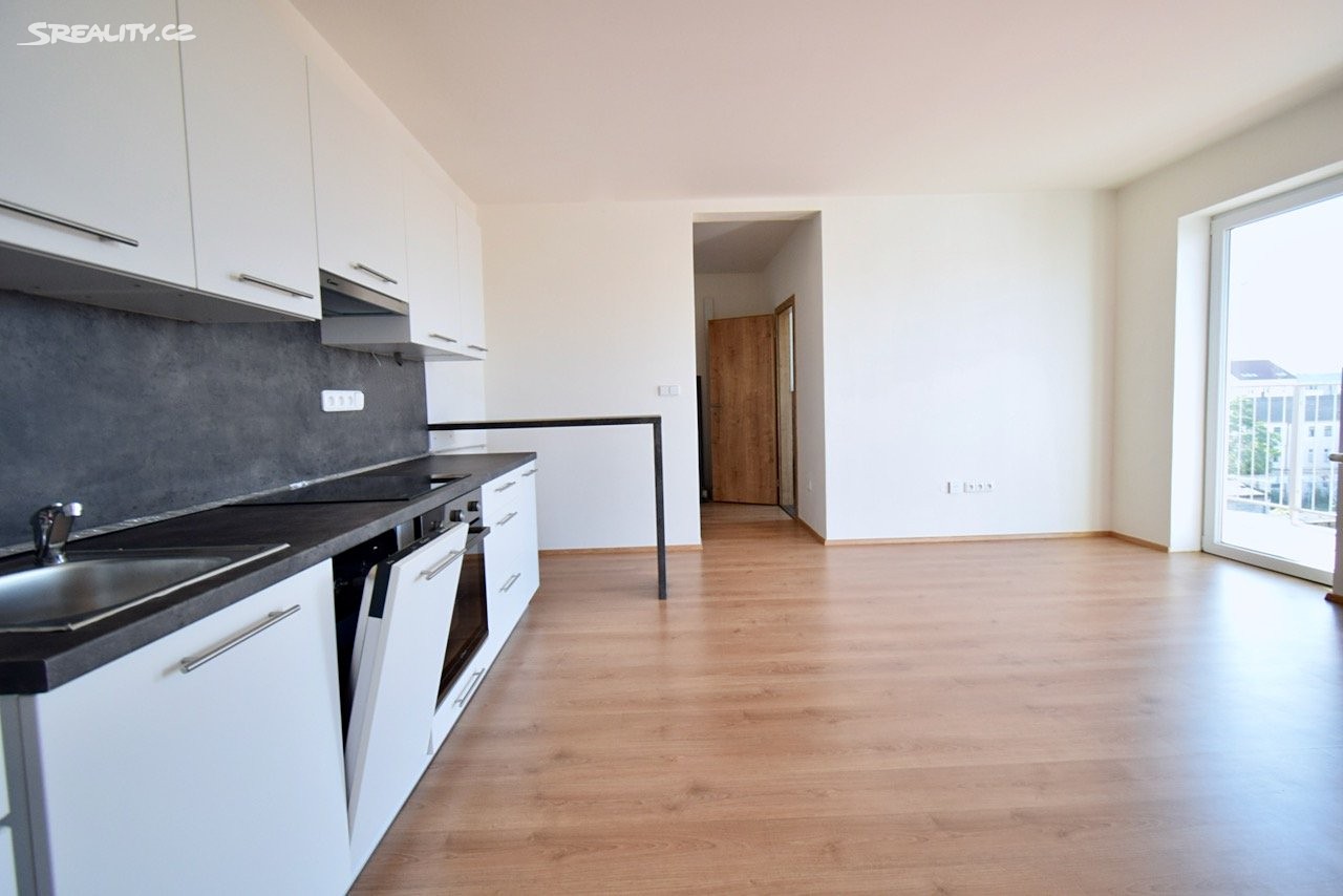 Pronájem bytu 2+kk 50 m², Stavební, Brno - Trnitá