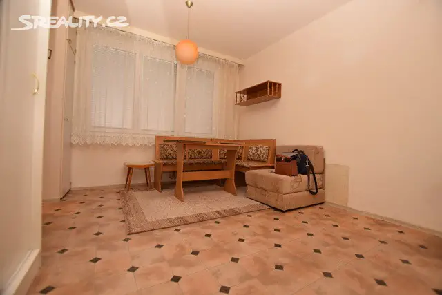 Pronájem bytu 3+1 64 m², Buzulucká, Tábor