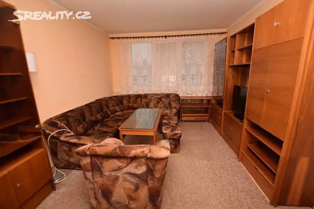 Pronájem bytu 3+1 64 m², Buzulucká, Tábor