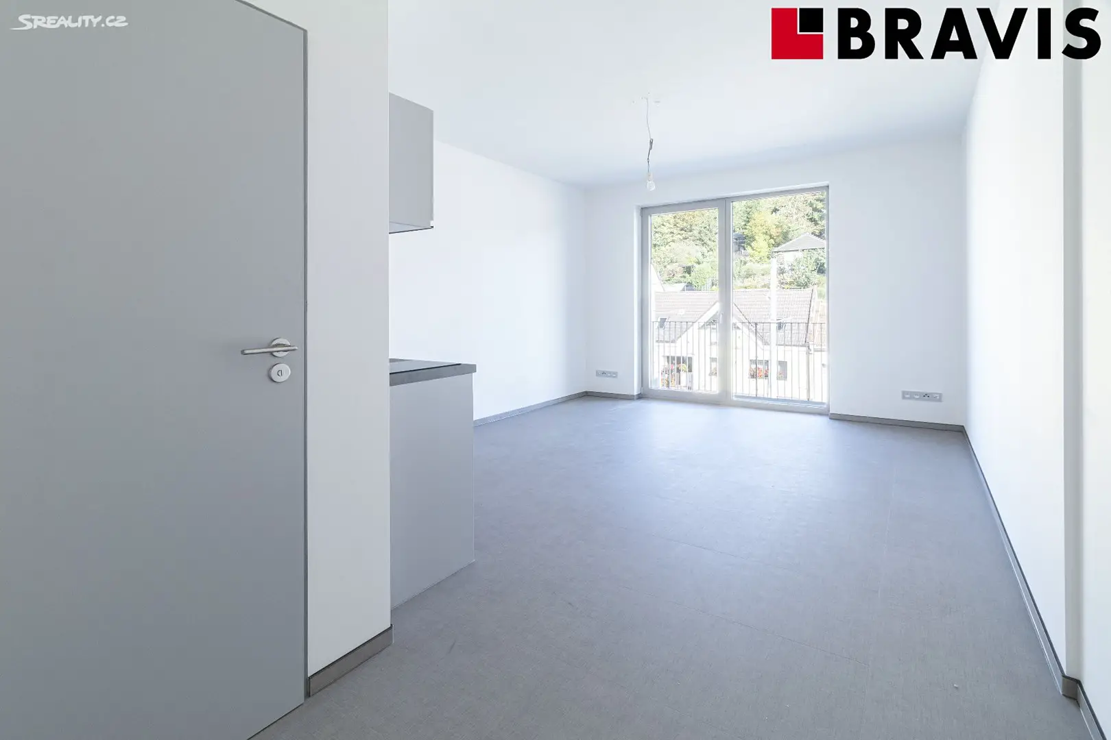 Pronájem bytu 1+kk 24 m², Brno - Komín, okres Brno-město