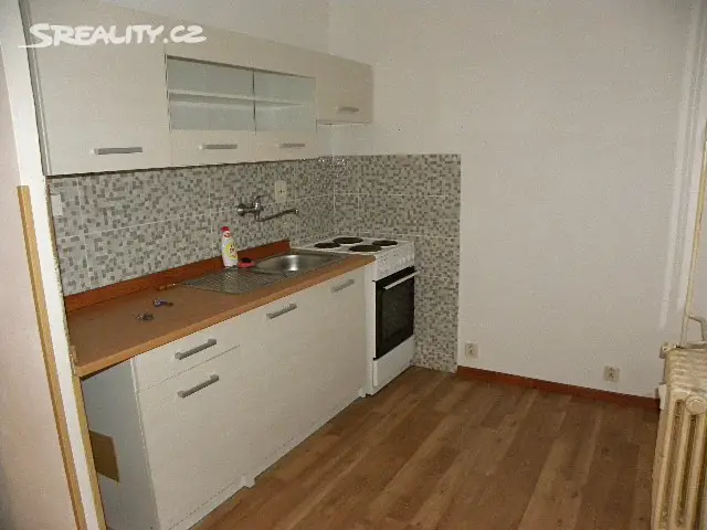 Pronájem bytu 2+kk 39 m², Síbova, Bílina - Újezdské Předměstí