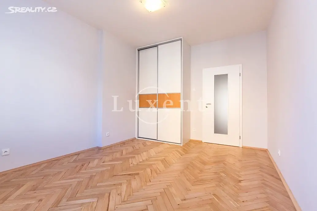 Pronájem bytu 3+1 84 m², Pod Vlachovkou, Praha 8 - Libeň