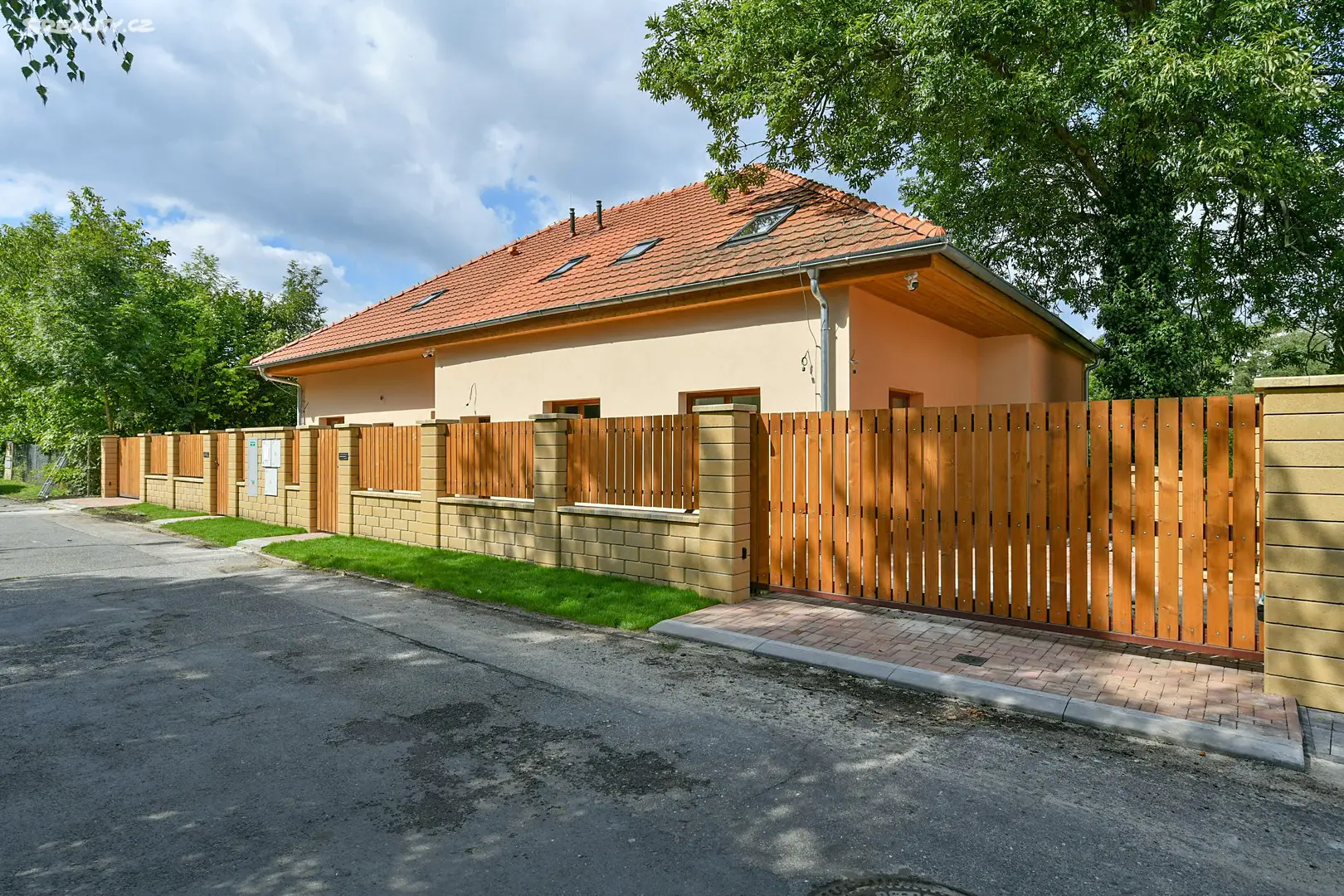 Prodej  rodinného domu 262 m², pozemek 458 m², K Borovíčku, Praha - Kunratice