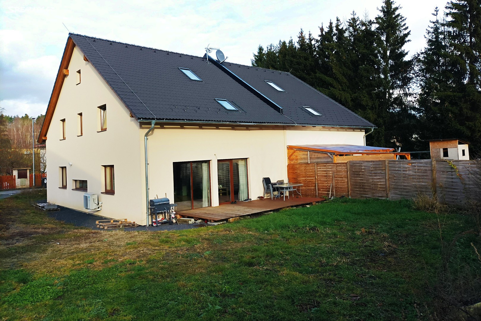 Prodej  rodinného domu 207 m², pozemek 954 m², Svor, okres Česká Lípa
