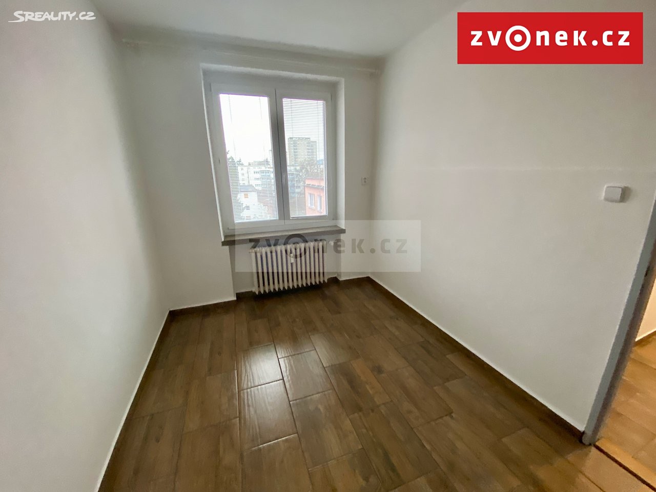 Pronájem bytu 2+1 48 m², Lorencova, Zlín