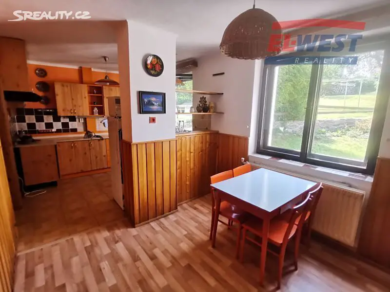 Prodej  rodinného domu 250 m², pozemek 2 189 m², Žihobce - Bílenice, okres Klatovy